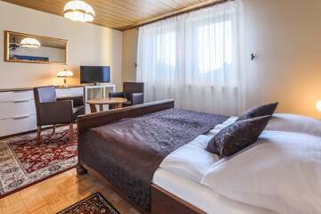 Фото номера Апартаменты с двумя спальнями и спа-ванной Отель Hotel Milena г. Милювка 4